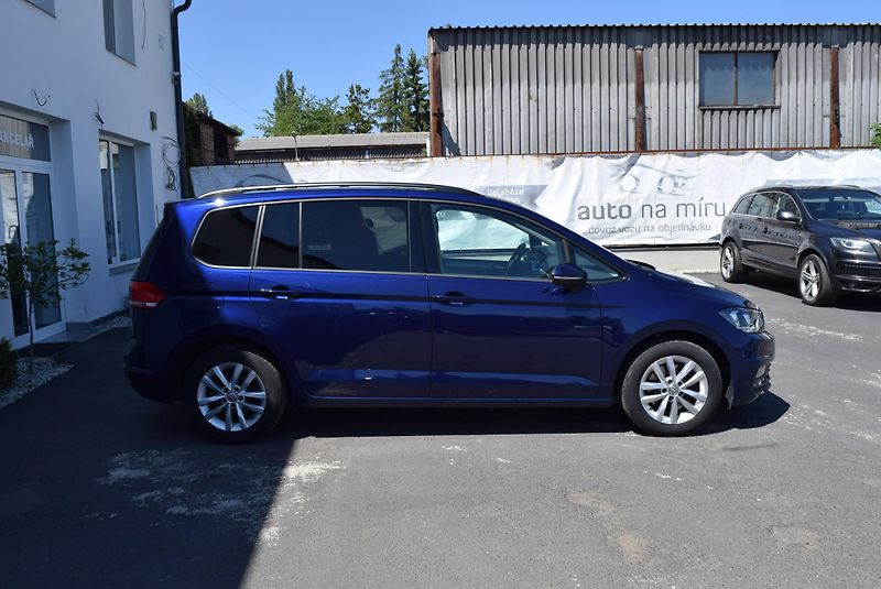 Volkswagen Touran (2017) 1.4TSI 110kw COMFORTLINE BMT  - fotka 6 z 51