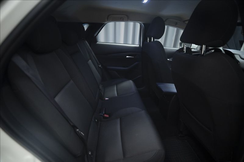 Mazda CX-30 2,0 SKYACTIV-G NAVI KAMERA ČR - fotka 12 z 41