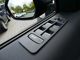 Land Rover Discovery Sport 1,5 Dynamic Se P270e - náhled 12