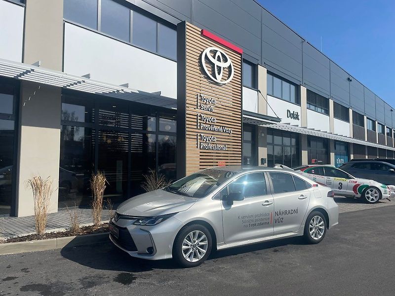 Toyota Corolla 1.8 Hybrid 140k Comfort Tech - fotka 1 z 27