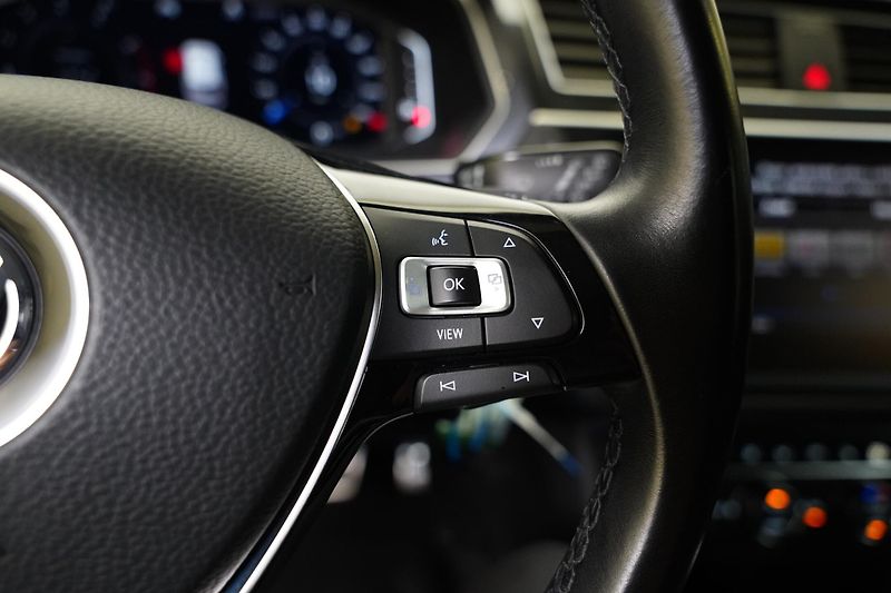 Volkswagen Tiguan - fotka 18 z 30