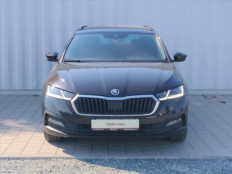 Škoda Octavia 2,0   2.0TDI 110Kw DSG Tažné - fotka 2 z 32