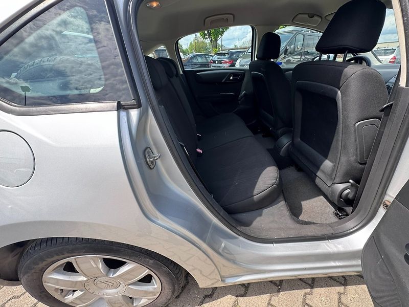 Citroën C4 (2010) 1,4i 65 KW ROZVODY KOLA ČR - fotka 30 z 42