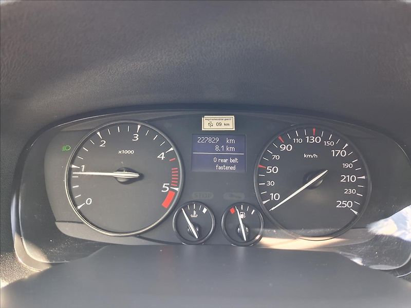 Renault Laguna 1,5 - fotka 13 z 14