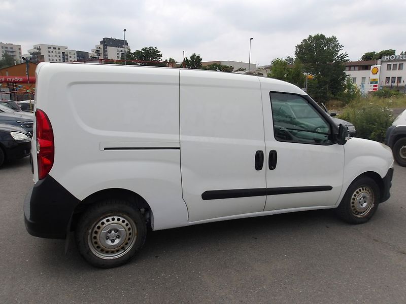 Fiat Dobló cargo 1,4i ČR ! 1.MAJ.! -21%DPH !!! - fotka 11 z 32