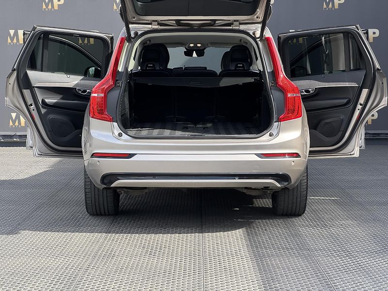 Volvo XC90 (2023) B5 4X4 Ultimate, DPH, 1.MAJ - fotka 12 z 53