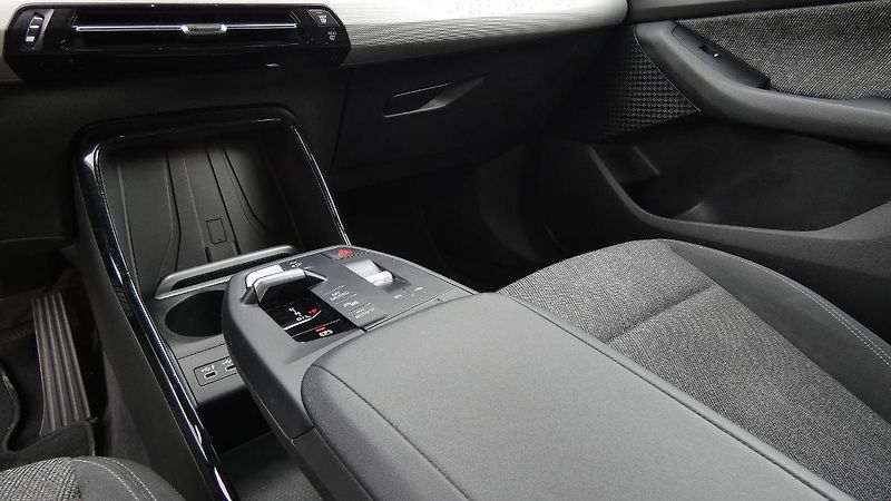 BMW Řada 2 218i Active Tourer aut. - fotka 6 z 24