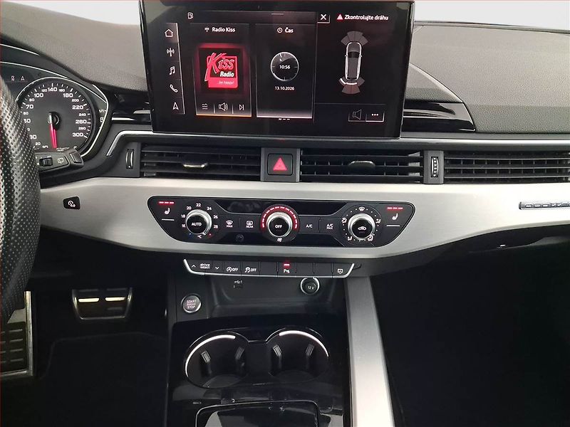 Audi A4 (2022) S-Line 40 TDI - fotka 12 z 19