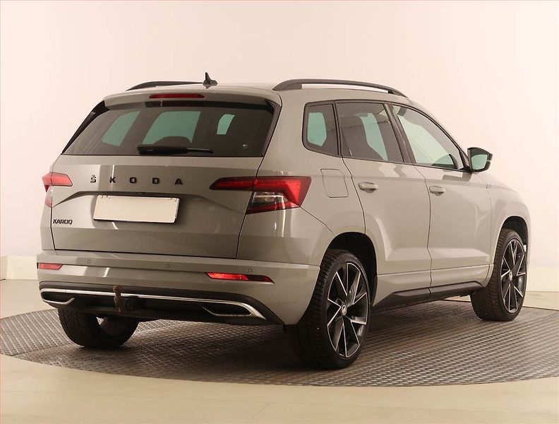 Škoda Karoq (2022) Sportline 1.5 TSI - fotka 5 z 27