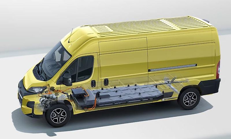 Opel Movano (2026) Electric L4H2 3500 Heavy 200kW - fotka 2 z 7