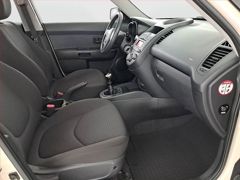 Kia Soul (2009) 1.6 CVVT, nová STK - fotka 9 z 13