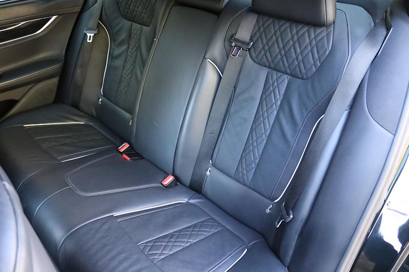 BMW Řada 7 730D XDRIVE M-PAKET G11 210kW - fotka 38 z 46