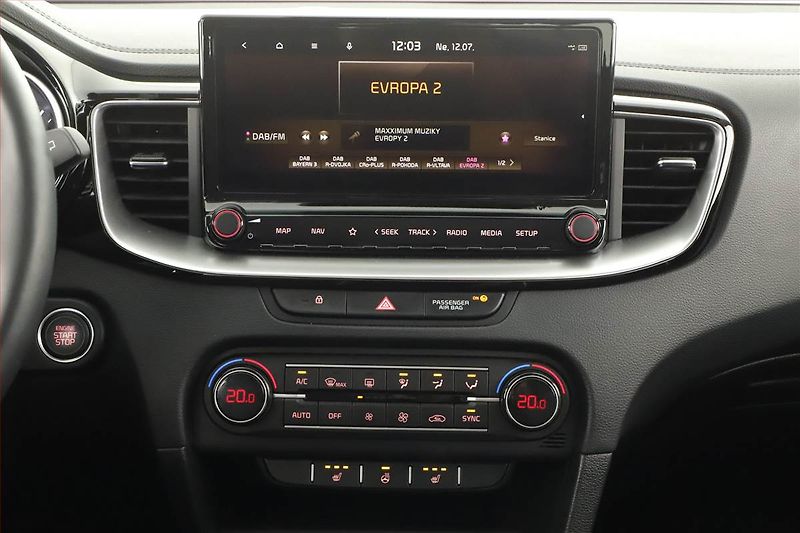Kia XCeed (2025) 1.5 T-GDI, Top, Navigace - fotka 11 z 20