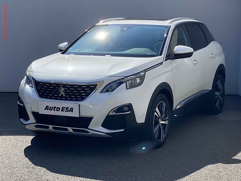 Peugeot 3008 (2019) 1.2PT, Allure, AT, panor - fotka 3 z 18