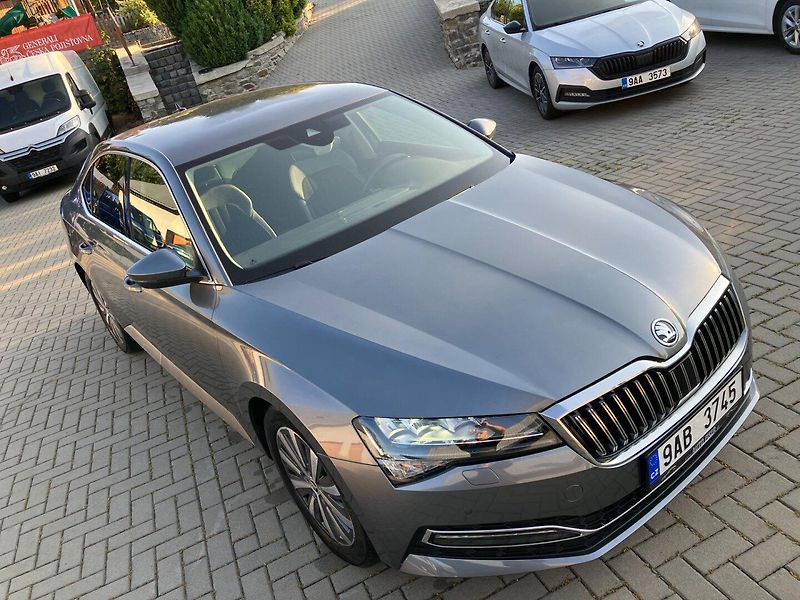Škoda Superb (2022) 2.0TDI 110kW DSG STYLE PLUS - fotka 11 z 30