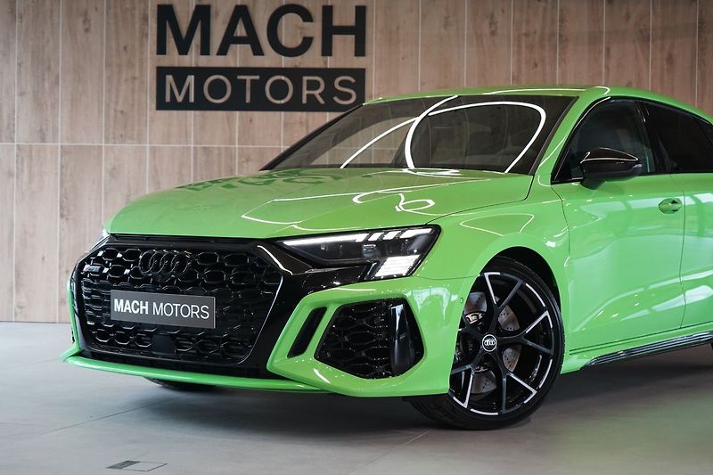 Audi RS 3 Sportback,Quattro, Matrix, B&O - fotka 2 z 44