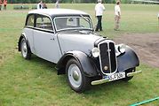 Vůz DKW F8 v provedení sedan při setkání Oldtimer Tag v Magdeburku.