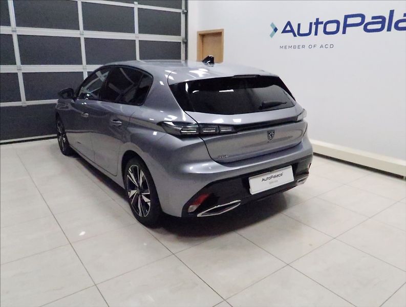 Peugeot 308 1,2 PT ALLURE NAVI KAMERA ČR - fotka 7 z 47