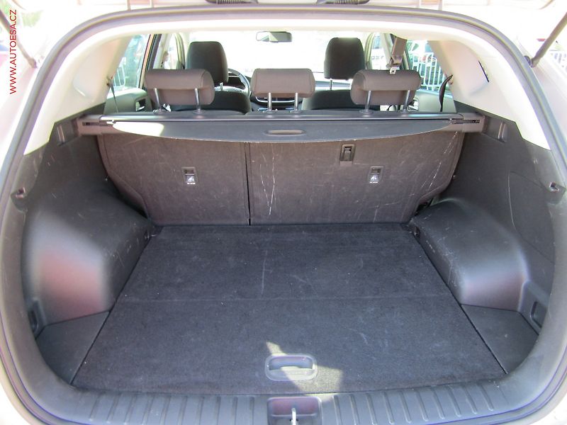Hyundai Tucson (2018) 1.6 T-GDi, 1.maj,ČR, servis - fotka 7 z 17