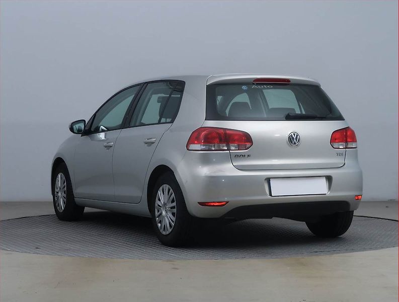 Volkswagen Golf (2010) 1.6 TDI, ČR,1.maj, Serv.kniha - fotka 4 z 14