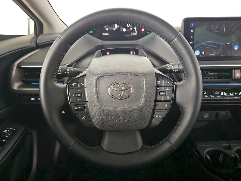 Toyota Prius (2025) 2.0L PHEV 223k Prestige Skyvie - fotka 8 z 33