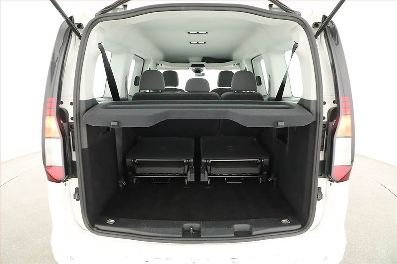 Volkswagen Caddy (2022) Maxi 1.5 TSI, 7Míst, ČR, 1Maj - fotka 10 z 18