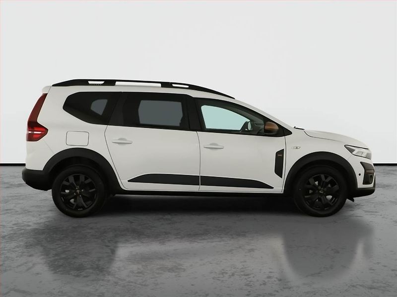 Dacia Jogger (2025) 1.0 TCe, EXTREME, KEYLESS - fotka 6 z 14
