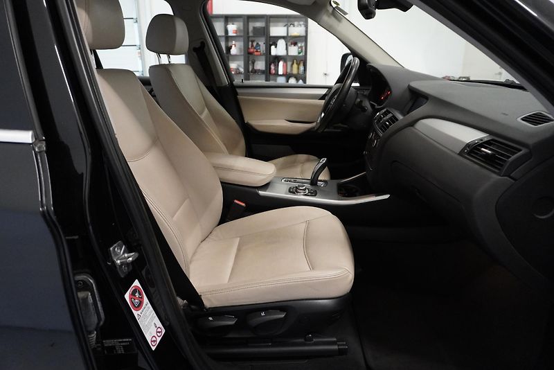 BMW X3 3,0 XDRIVE30D AUTOMAT - fotka 24 z 27