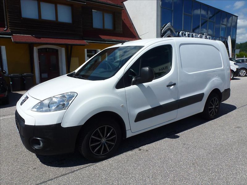 Peugeot Partner 1,6 HDI LONG L2H1 WEBASTO 3mís - fotka 1 z 44