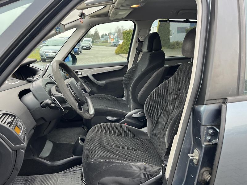 Citroën C4 Picasso (2007) 2.0 i + LPG //7míst - fotka 11 z 14