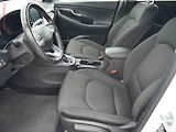 Hyundai i30 (2019) 1.4 T-GDi, ČR, AC, temp. - náhled 9