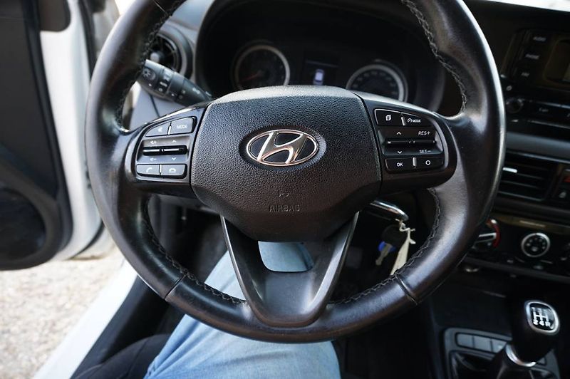 Hyundai i10 (2022) 1,0 1 MAJ .V ČR. - fotka 17 z 26