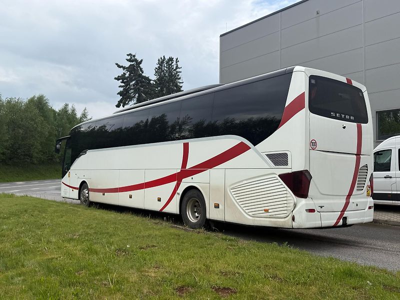 Setra (2015) S516HD TOP VÝBAVA + 980l - fotka 6 z 20