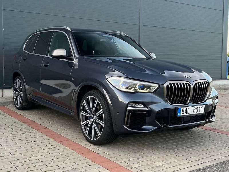 BMW X5 M50d xDrive-TOP STAV - fotka 3 z 57