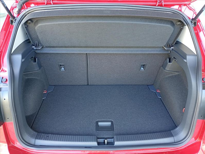 Volkswagen T-Cross (2026) 1,0 TSI 85kW 7DSG  People - fotka 11 z 17