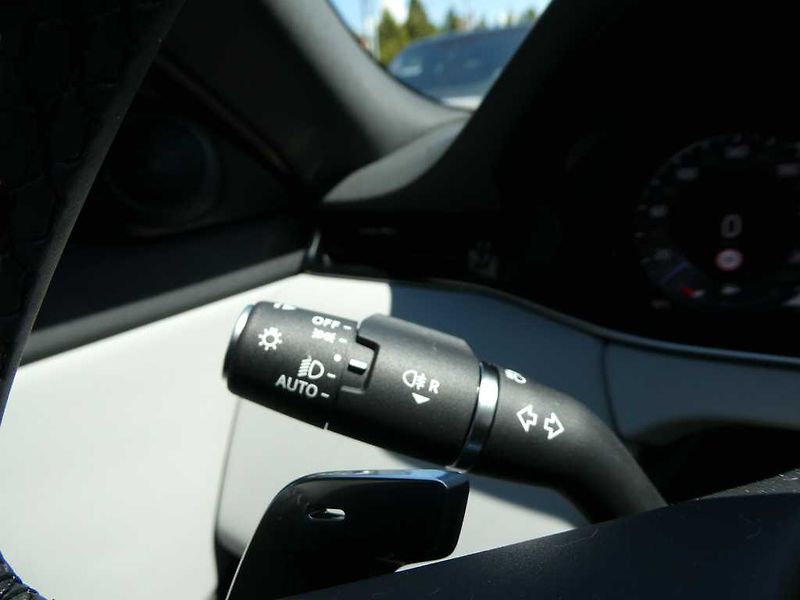 Land Rover Range Rover Evoque 1,5 S P270e - fotka 20 z 34