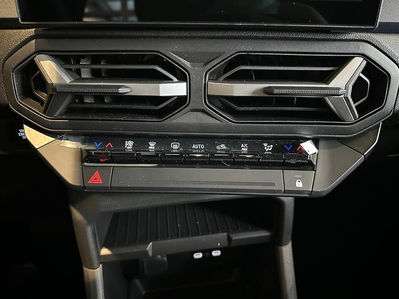 Dacia Bigster (2026) 4X4 Hybrid AUTOMAT (BEZ LPG!) - fotka 10 z 16
