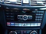 Mercedes-Benz CLS (2012) 350D*4M*AMG*195KW*TOP-VÝB*CZ!! - náhled 26