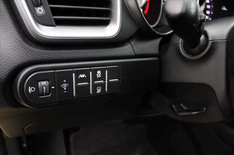 Kia Ceed 1.5 T-GDI 117kW SPIN DCT ČR - fotka 23 z 23
