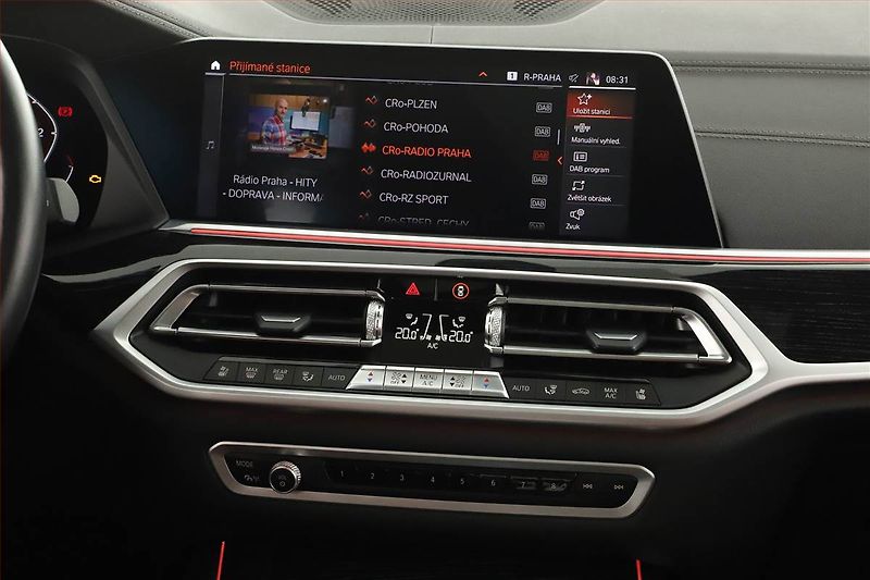 BMW X7 (2022) xDrive40d - fotka 18 z 20