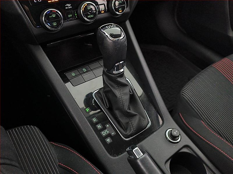 Škoda Octavia (2019) Style 2.0 TDI, Automat, Navi - fotka 12 z 16