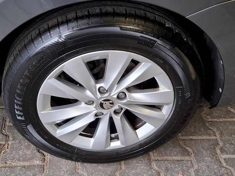 Škoda Octavia (2024) COMBI SELECTION 2.0TDI 85KW 6M - fotka 14 z 39