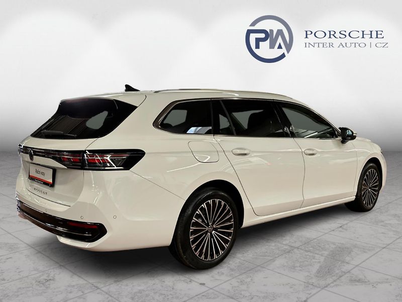 Volkswagen Passat Elegance 2,0 TDI 110 kW - fotka 6 z 25