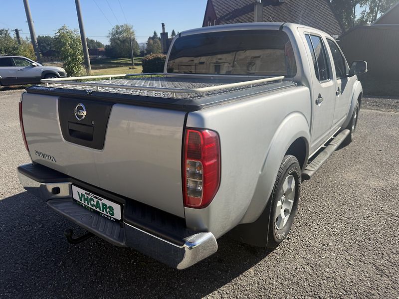 Nissan Navara 2,5dCi 4x4 Tažné - fotka 4 z 18