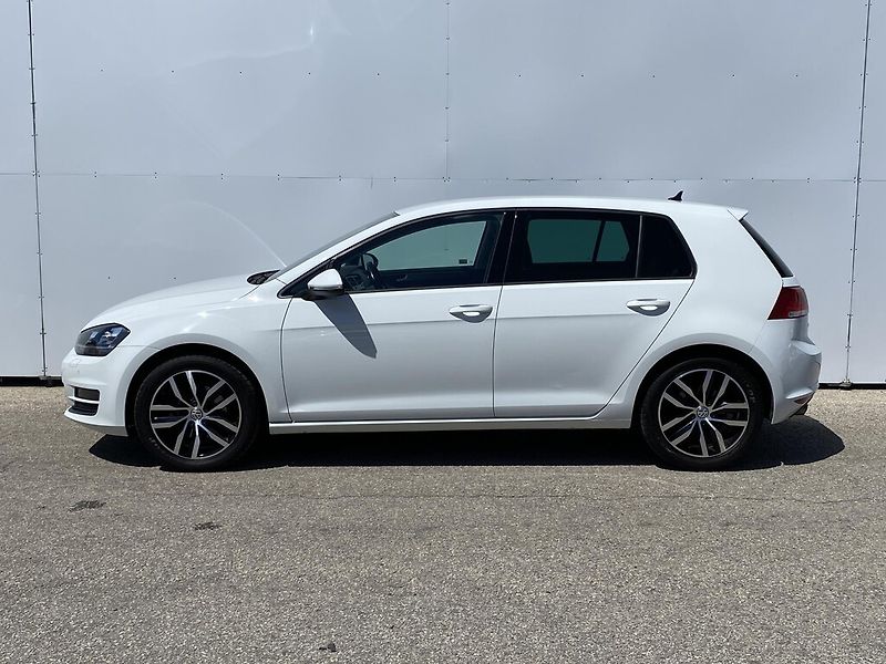 Volkswagen Golf 1,4 TSI 92 kW Maraton Edition - fotka 4 z 25