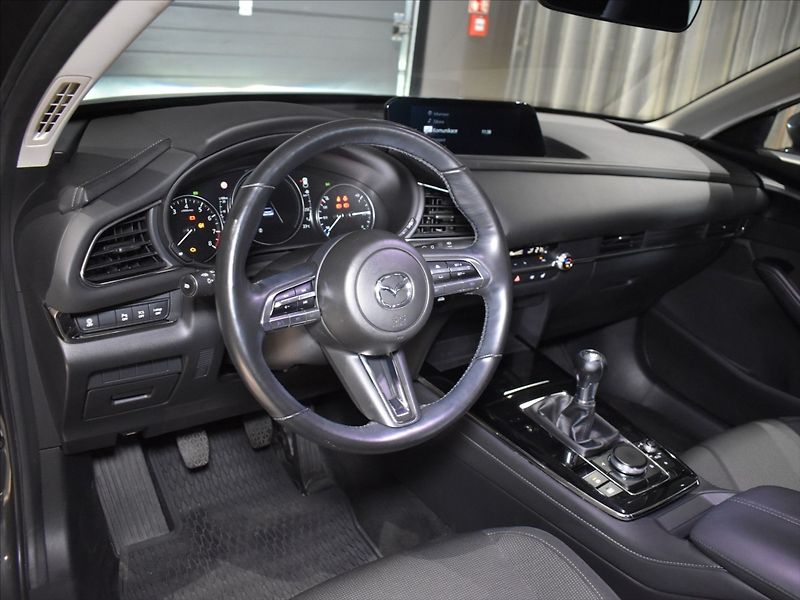 Mazda CX-30 2,0 Skyactive G150 PLUS - fotka 12 z 25