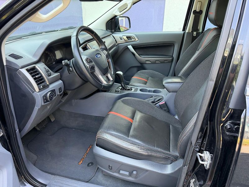 Ford Ranger 3,2 TDCi 4WD Wildtrak - fotka 9 z 24