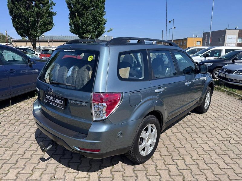 Subaru Forester (2008) 2,0i 110 KW TAŽNÉ SK STK - fotka 6 z 48