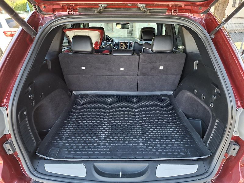Jeep Grand Cherokee (2015) 3,6L V6 Limited,4x4,tažné,R20  - fotka 21 z 37