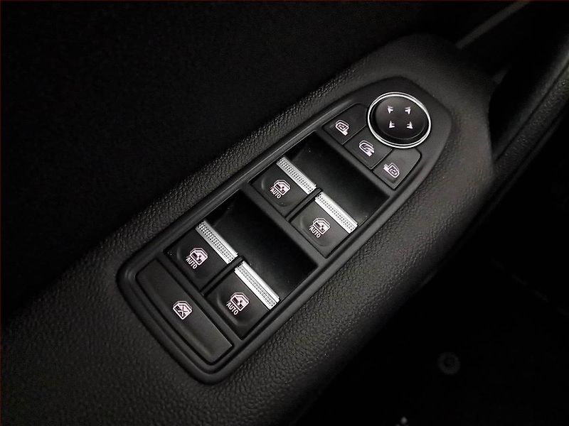 Mitsubishi ASX (2024) 1.3 T - fotka 17 z 19